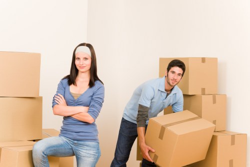 Local moving van service for flats and offices around Charing Cross