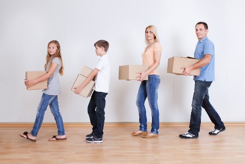 Flexible Charingcross self storage solution for seasonal items